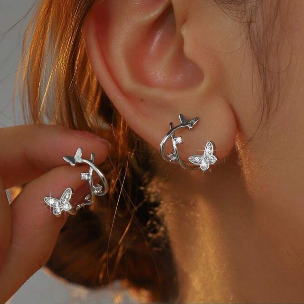 Butterfly Earrings Q837